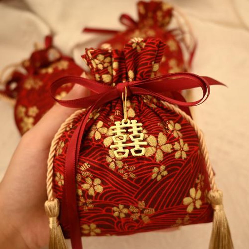 结婚必备用品清单：打造浪漫梦想婚礼